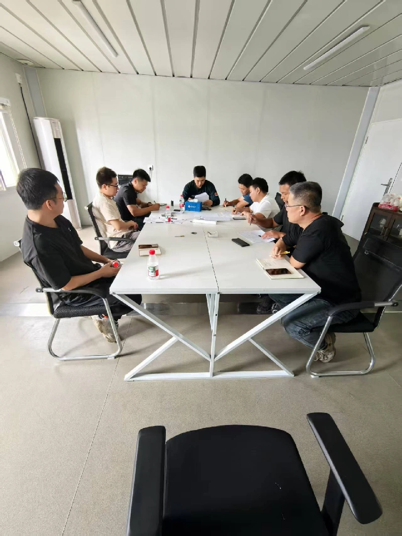 Tiksliai derinant su būsto konteinerių užsakymo reikalavimais ir stiprinant gamybos pagrindus per kokybės mainų susitikimus